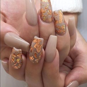 Meet your Posher, Raelynn